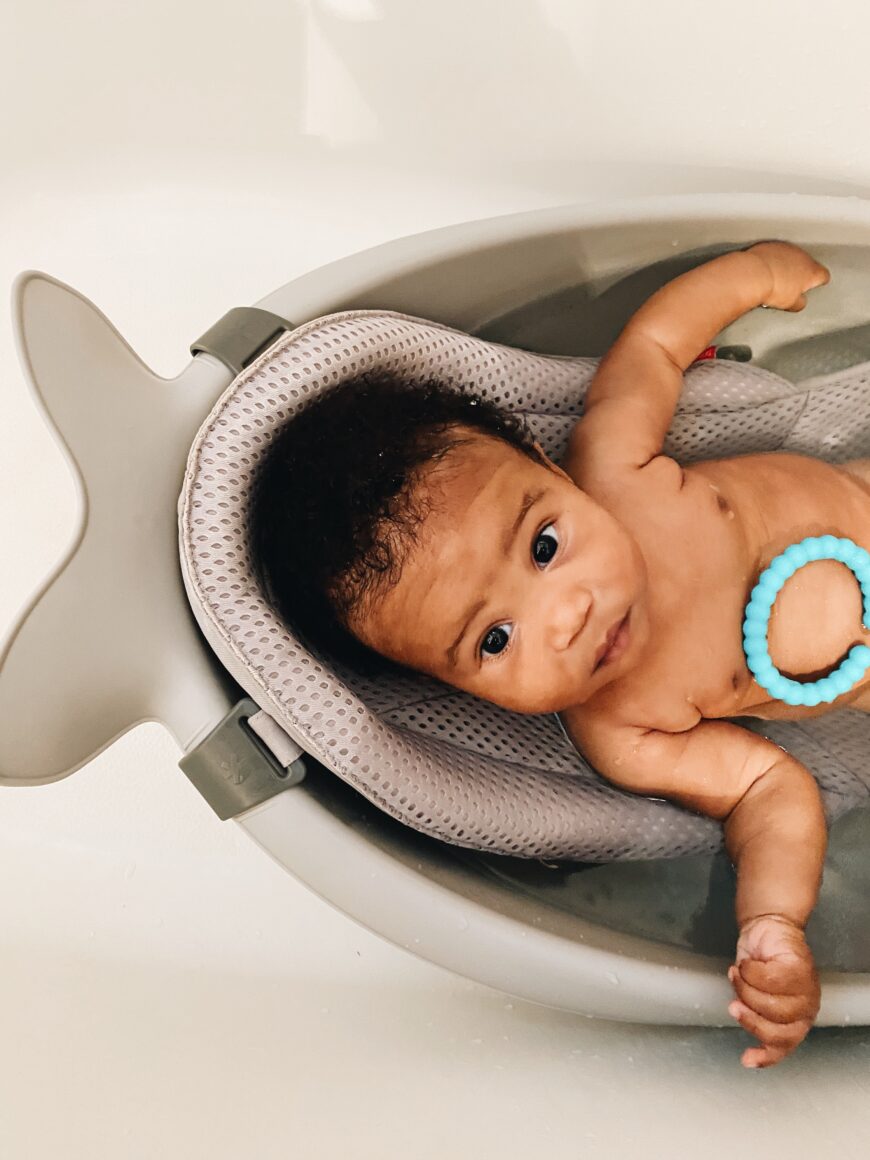 Skip Hop Baby Bath Tub: Moby 3-Stage Smart Sling Tub